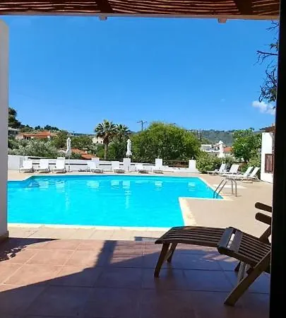 Anemos Junior 公寓 *