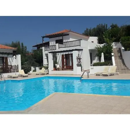 Anemos Junior 公寓 *