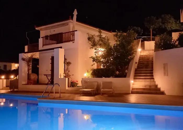 Anemos Junior アパート